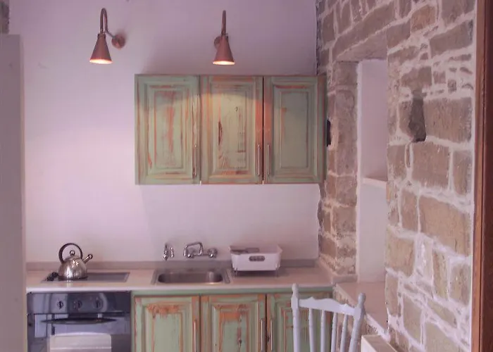 Cyprus Villages 2* トチーニ