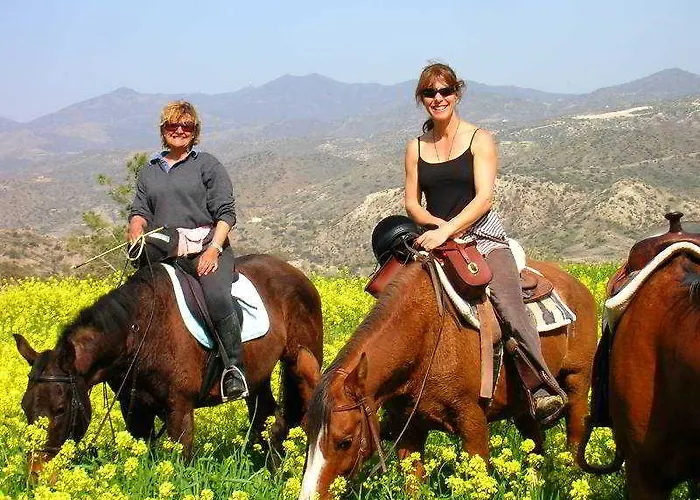 ホテル Cyprus Villages