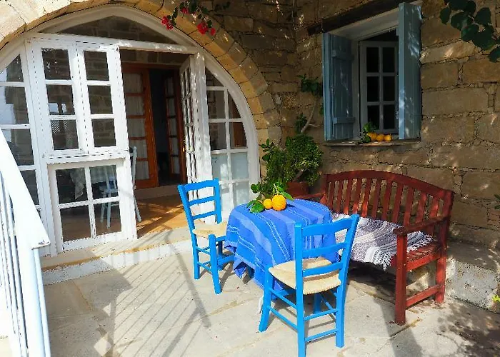 Cyprus Villages ホテル 2*